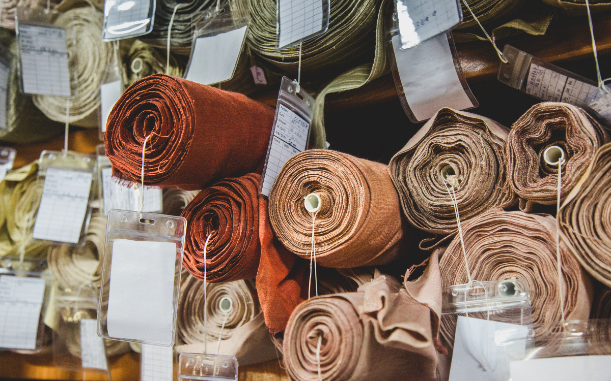 Impact du matériau et de l'élasticité sur l'ajustement